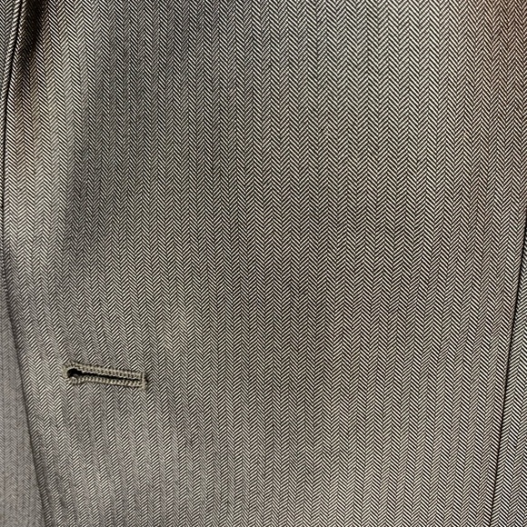 Calvin Klein Men's Sport Coat Blazer Two Button Gray Herringbone Poly Blend 40S - Picture 8 of 8